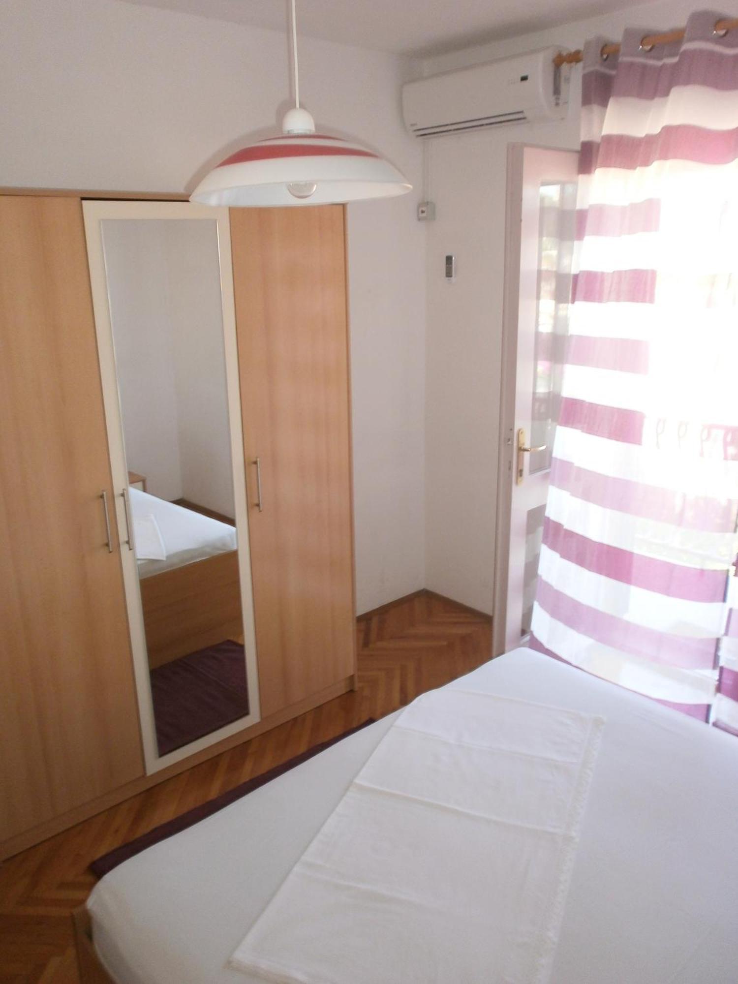Apartments By The Sea Podgora, Makarska - 12326 Стая снимка