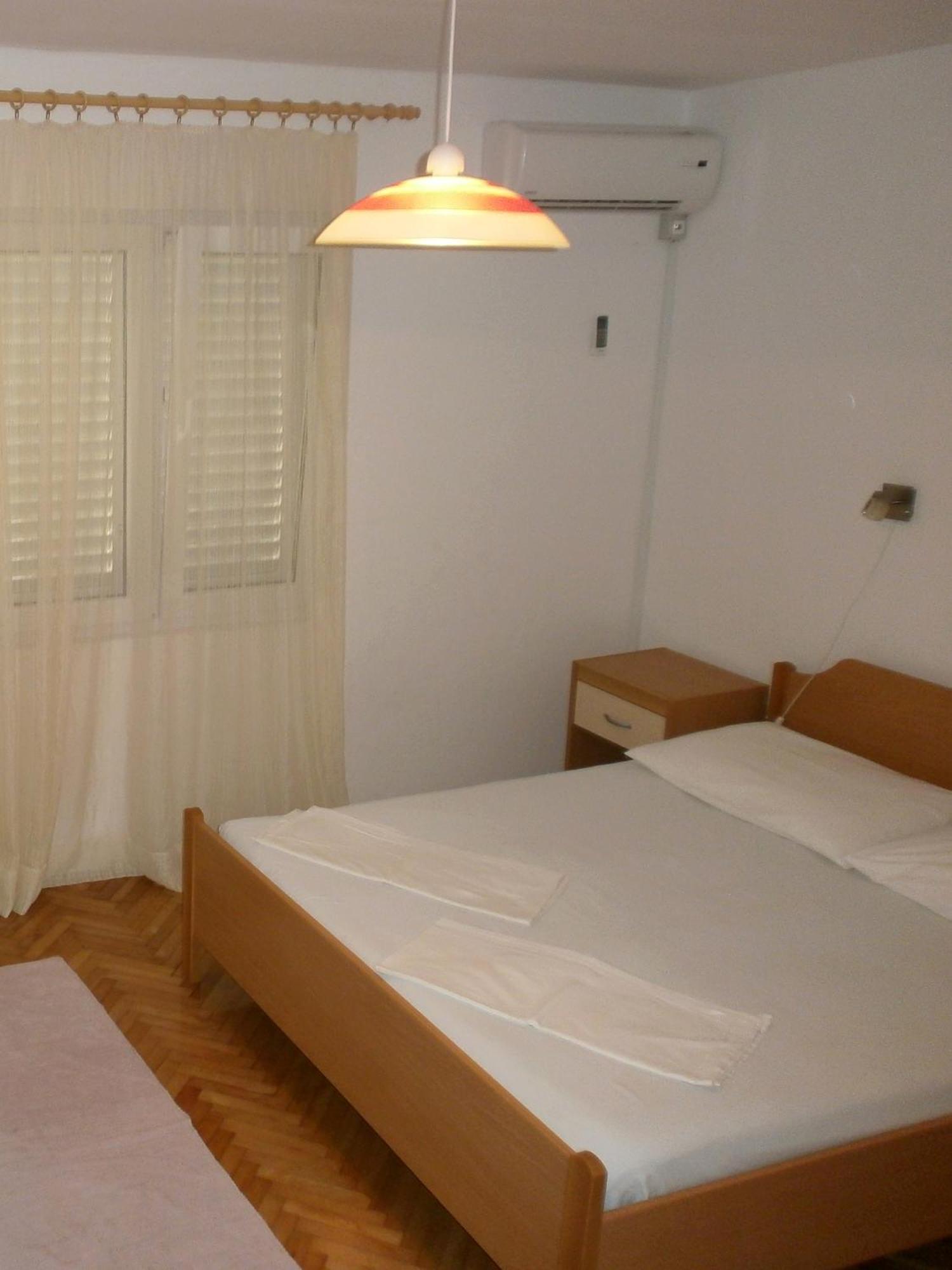 Apartments By The Sea Podgora, Makarska - 12326 Екстериор снимка